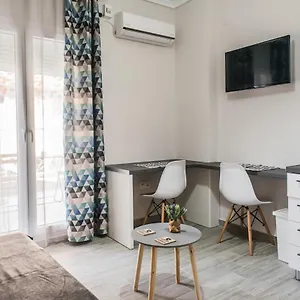 freesia-colony_urban_apartment.hotels-of-thessaloniki.com/