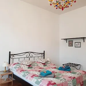 Apartament 1090, Viena