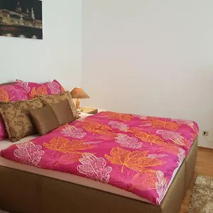 Haberlgasse Апартаменты